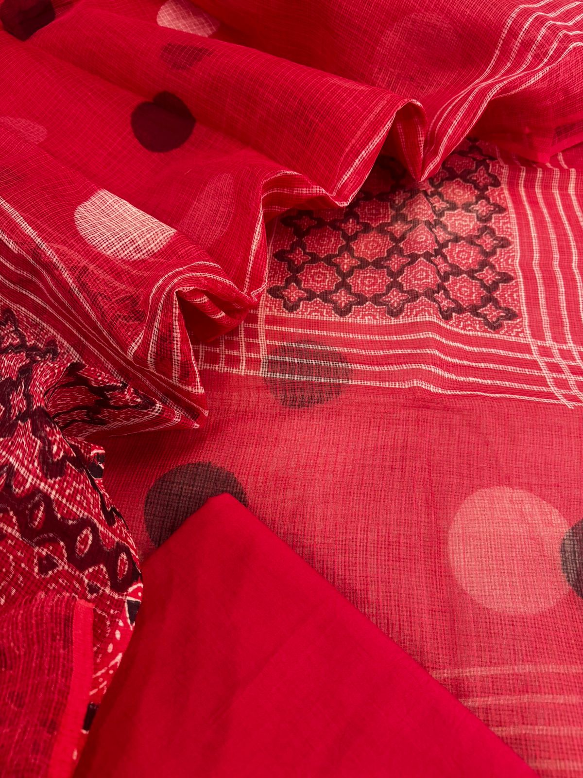 Kota Doriya Suits