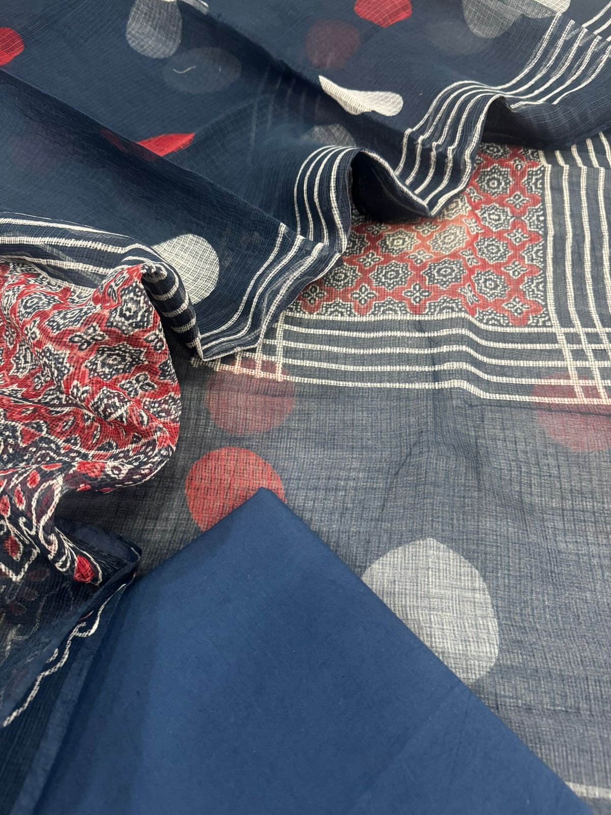 Kota Doriya Suits